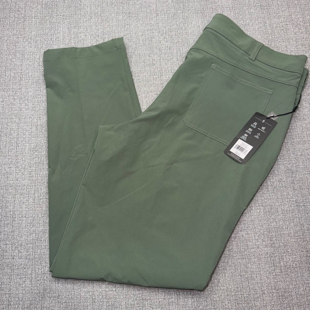 Walter Hagen Mens Perfect 11 Golf Pants 38x32 Slim Fit Stretch Olive Green NWT
